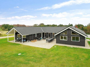 Spacious Holiday Home in Gren near the Sea, Grenå